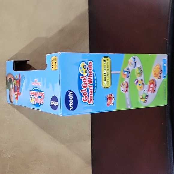 Go! Go! Smart Wheels Fire Station playset Vtech - Picture 5 of 8